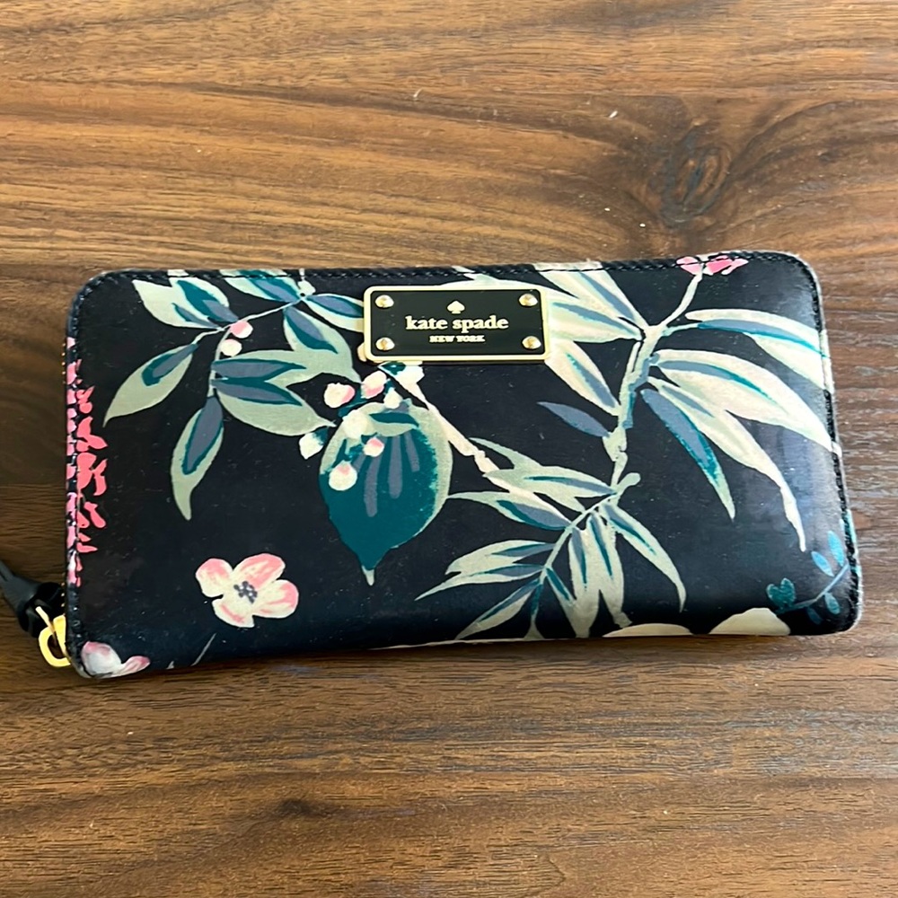 Kate Spade Floral Zip Wallet